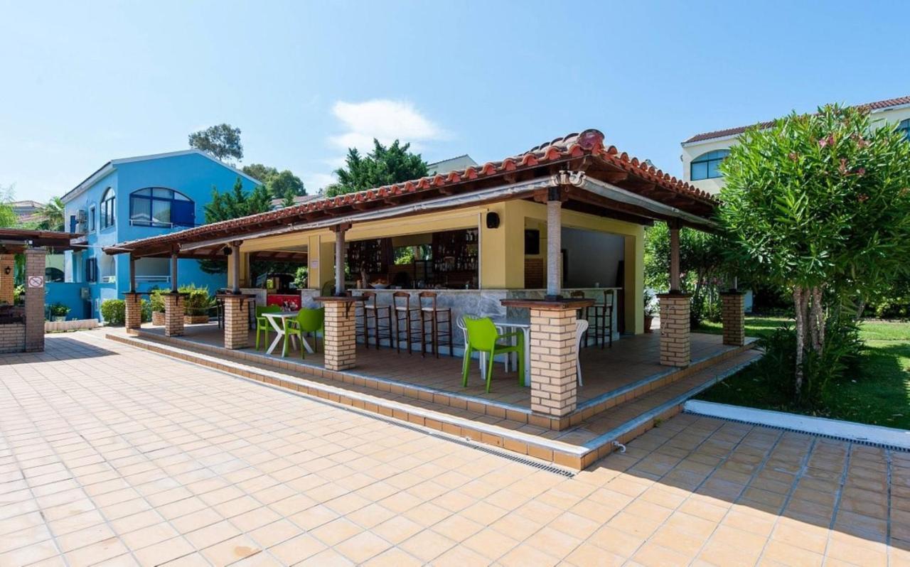 Blue Haven Beach Loft Apartment Danilia Exterior photo